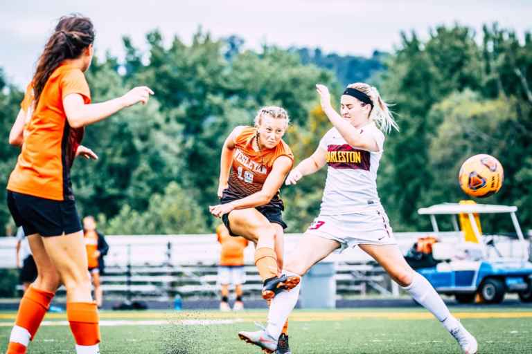 Tucker Scores WVWC Soccer