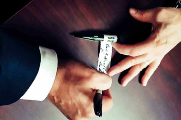 Vance signing core vial