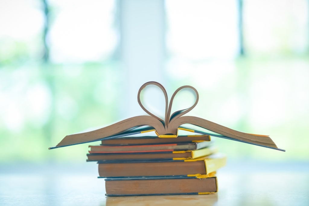 Scholarship Books Love