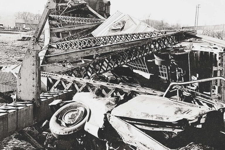 Silver Bridge Wreckage