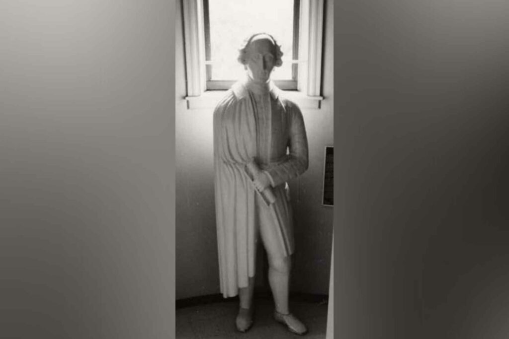 The oldest statue in West Virginia, of Patrick Henry