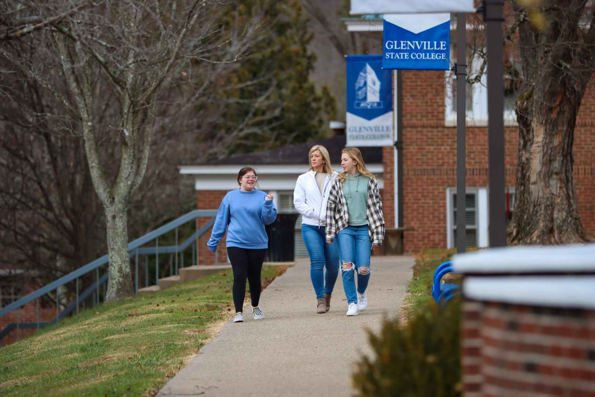 A student tour guide shows a prospective student around the Glenville State College campus. The College is hosting a special Winter Open House on Saturday, February 19 as part of Glenville State’s 150th anniversary.