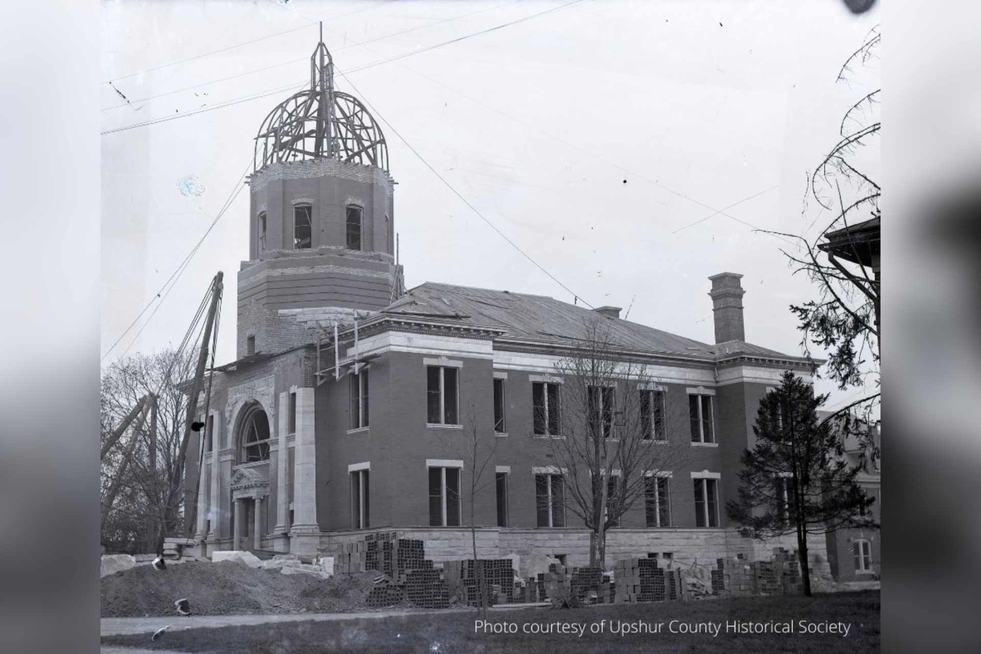 Upshur County Courthouse during construction in 1899-1900