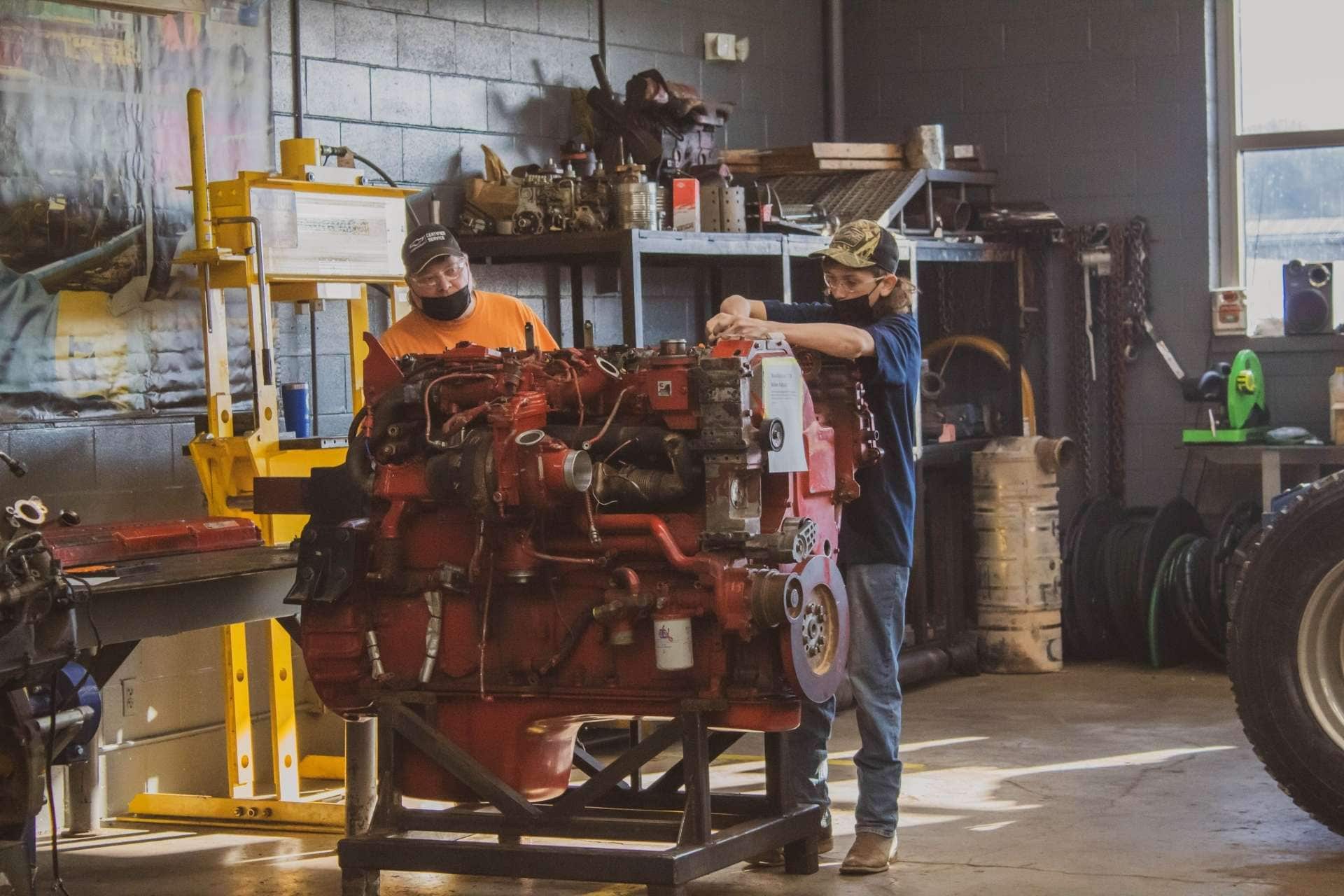 A current Diesel Equipment Technology student competing in the 2022 SkillsUSA Competition, Feb. 2022 / Photo by Beckie Boyd
