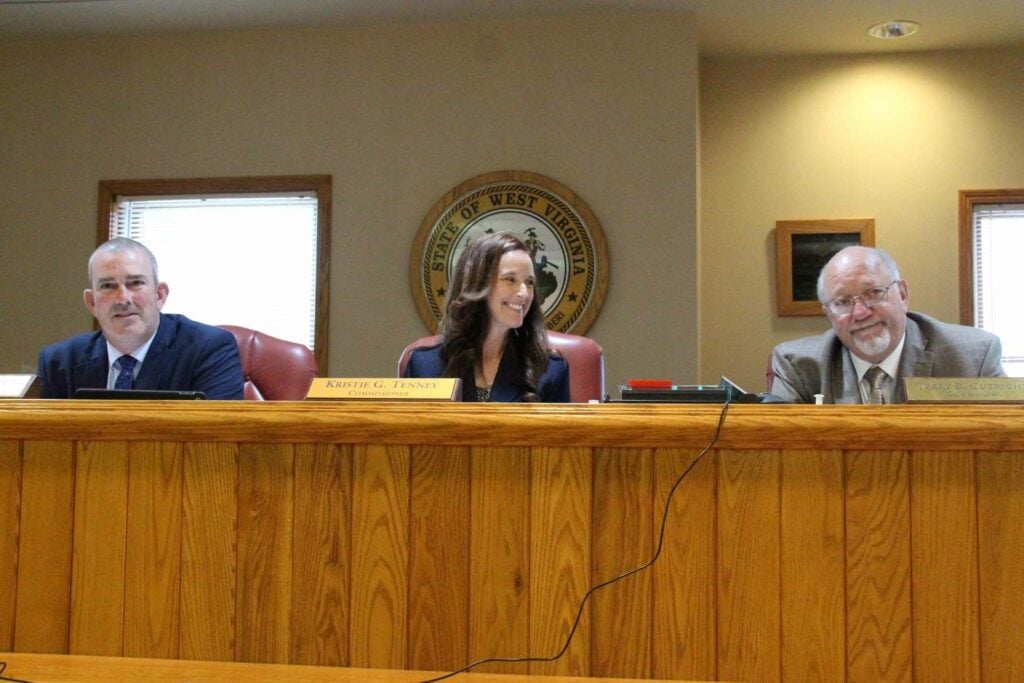 Commission selects new assistant county administrator