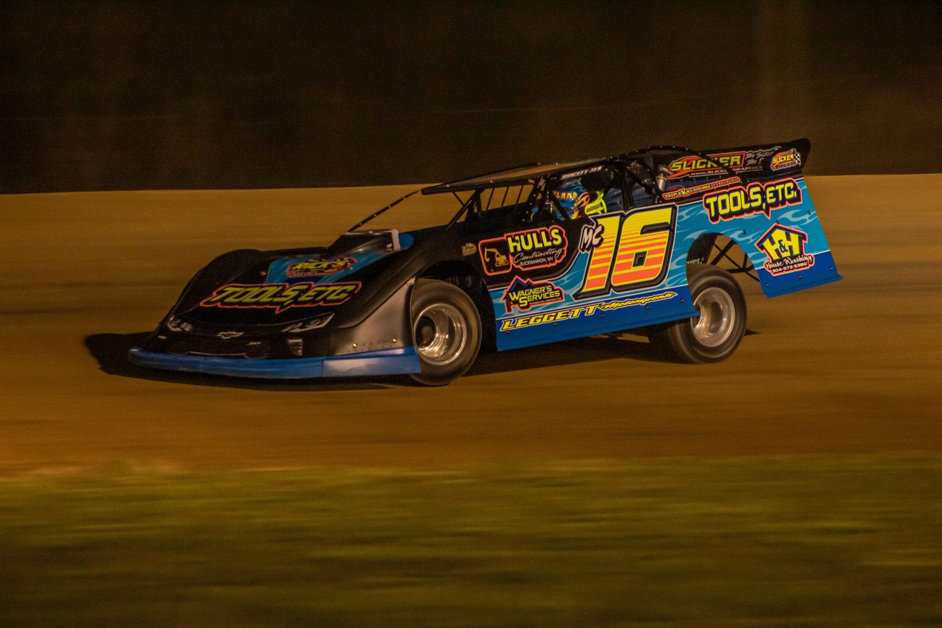 Elkins Raceway gears up for another season of family-friendly racing ...