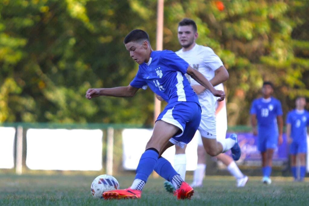 Soccer Bucs post 5-0 shutout win over Lincoln