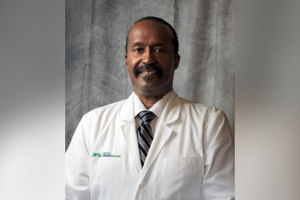 Davis Medical Center welcomes new urologist, Henry Fooks Jr.