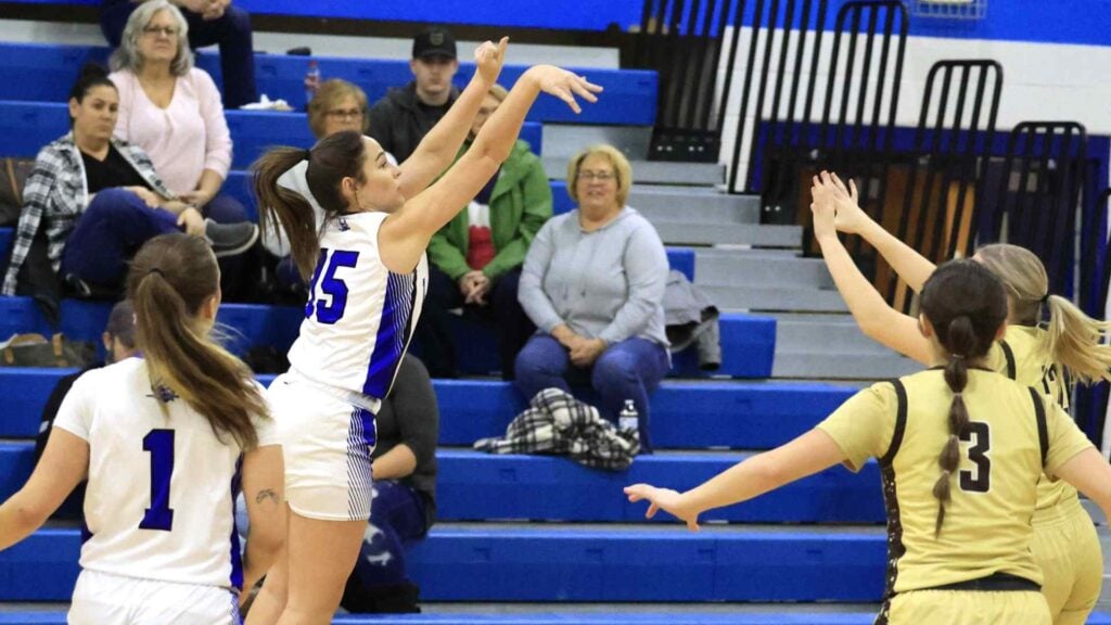 Lady Bucs impressive in wins over Fairmont Senior and Lincoln