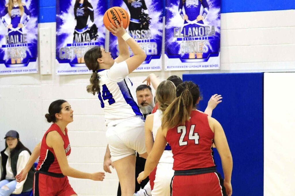 Lady Bucs lead from start to finish in 63-42 win over Bridgeport