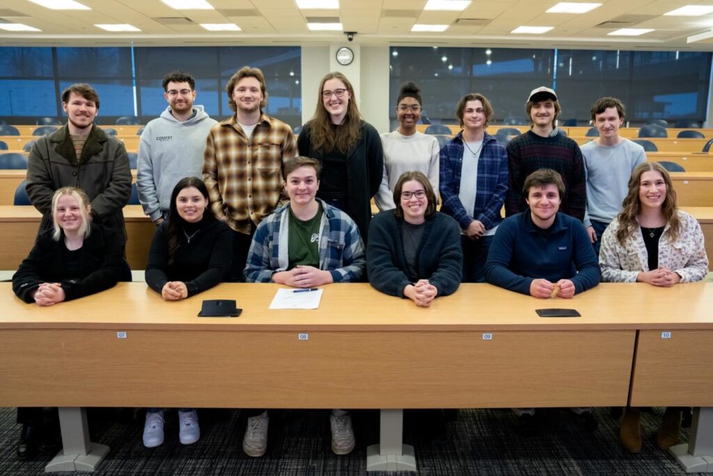 Mon Hills Music Group signs folk artist Matt Malinoski