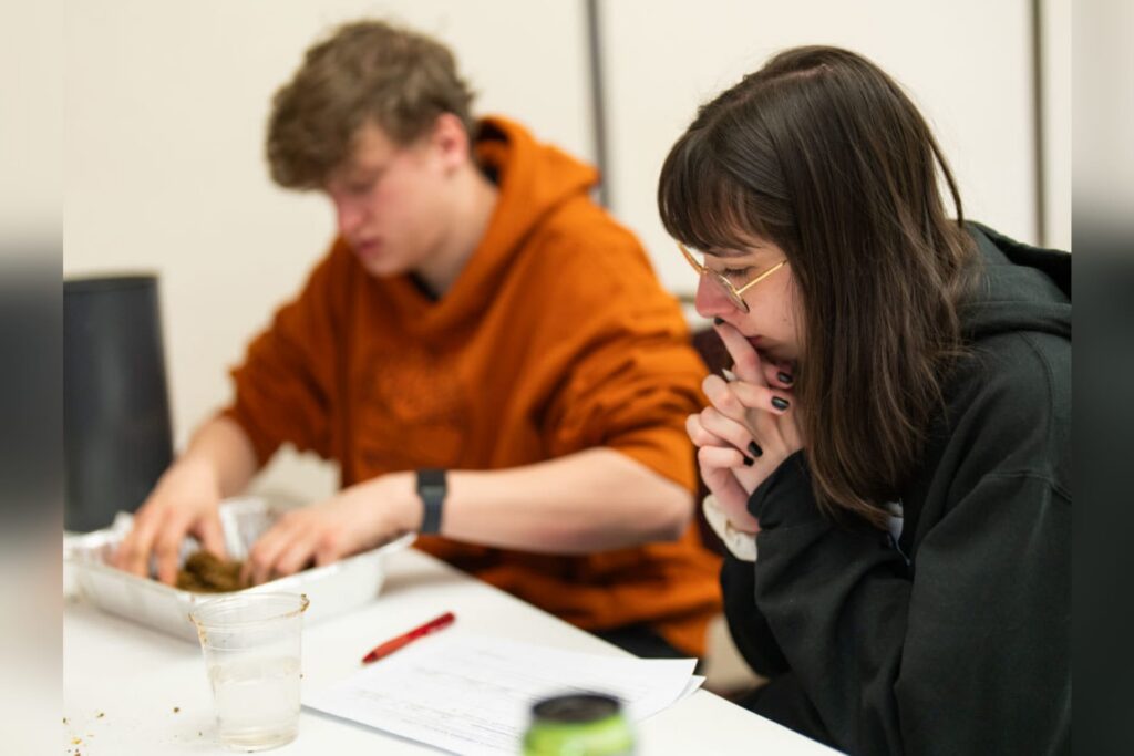 Marion County native establishes $25,000 STEM scholarship at Fairmont State University