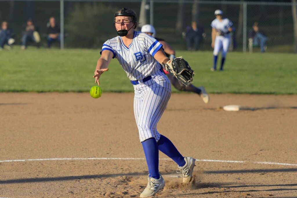 Softball Lady Bucs crush Fairmont Senior, 16-2, but fall in seventh inning to G-W in 5-4 loss