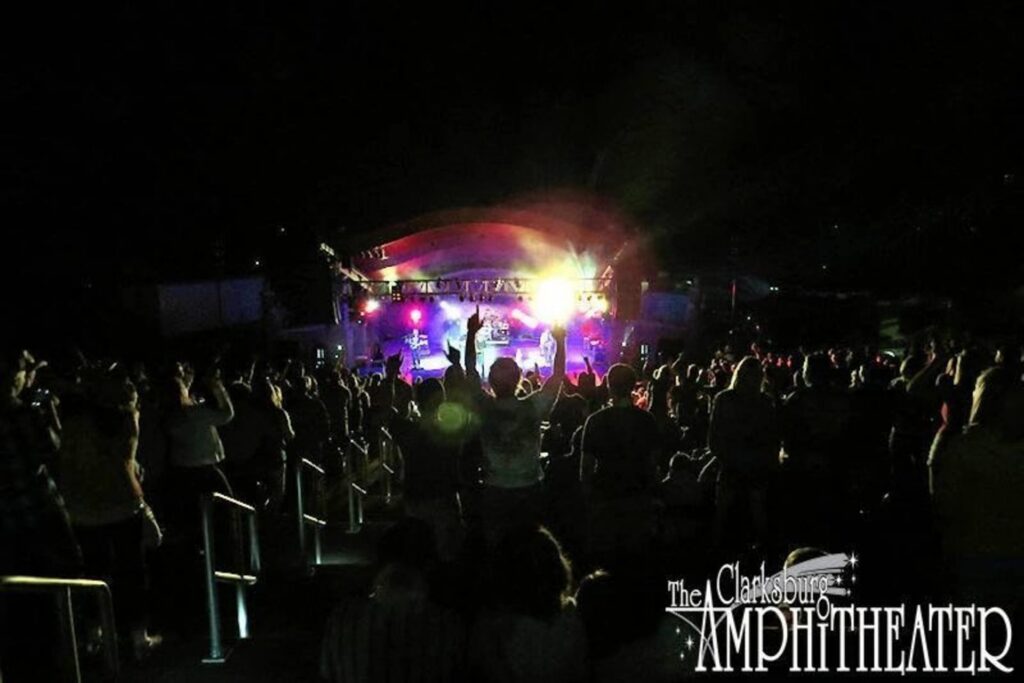 Mitchell Tenpenny to perform live at the Clarksburg Amphitheater on August 1