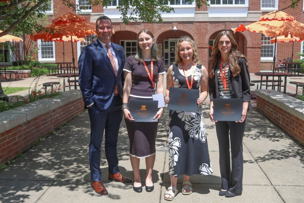 Brenna Bond named 19th WV Scholar, receives full ride to WVWC