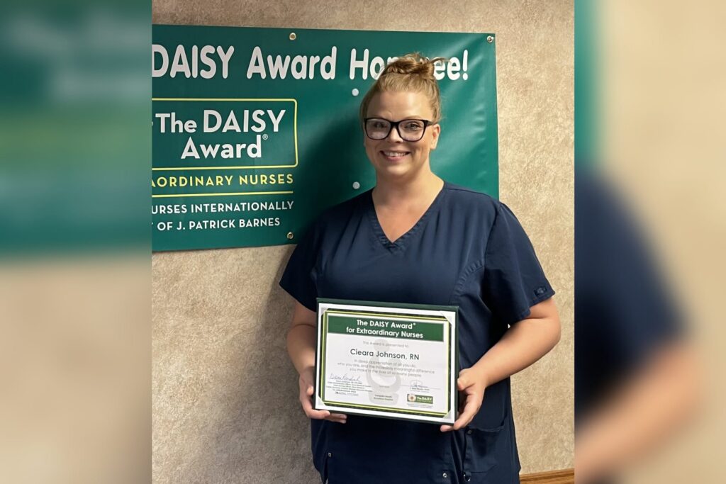 Vandalia Health Broaddus Hospital honors Johnson with DAISY Award for nursing excellence
