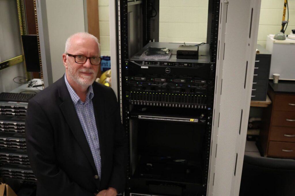 Neil Roth retires after transforming technology at West Virginia Wesleyan College
