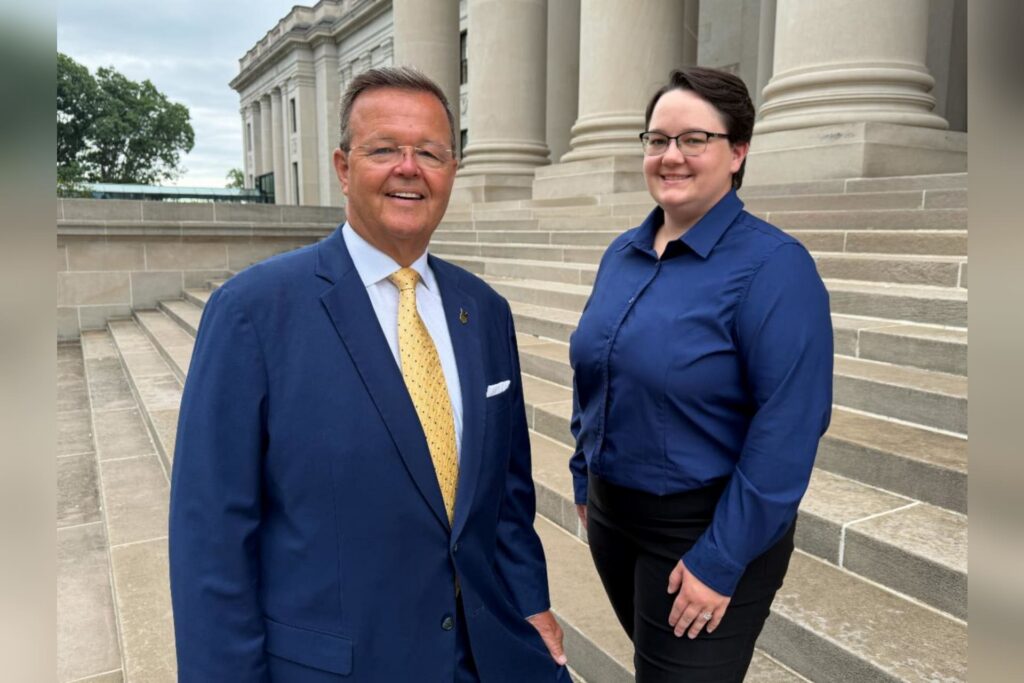 Warner names Lesli Taylor to lead WV Office of Entrepreneurship