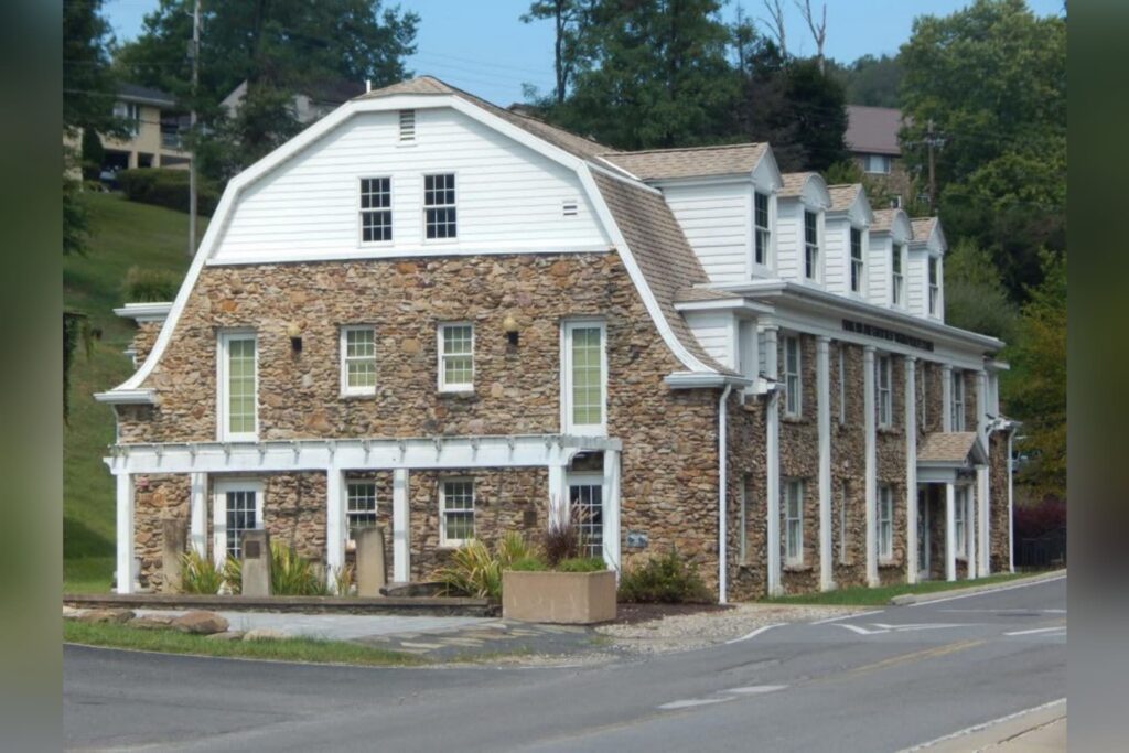Folklife awards return to Fairmont State August 23