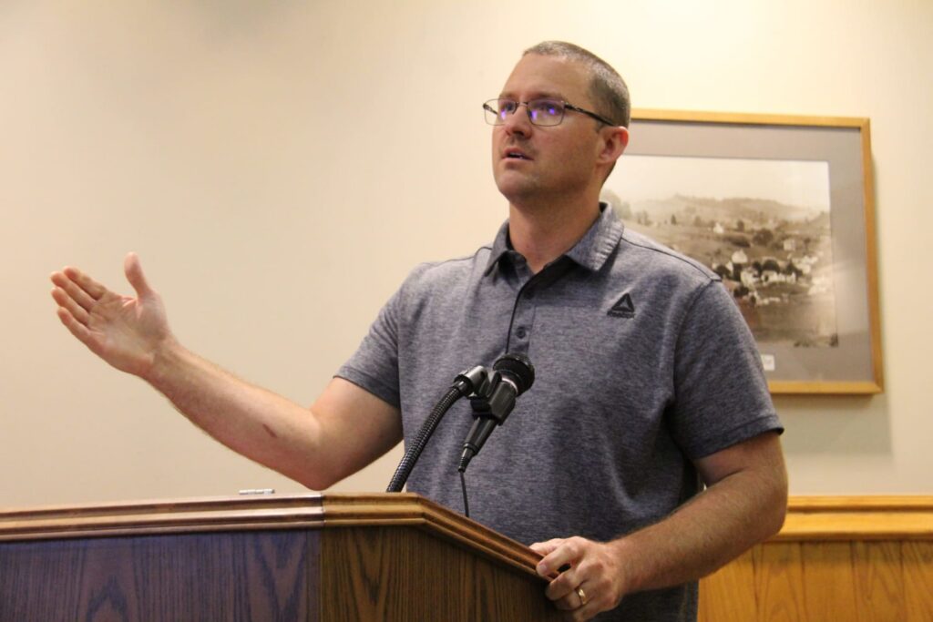 Upshur County Commission renews youth soccer field use, approves new fence