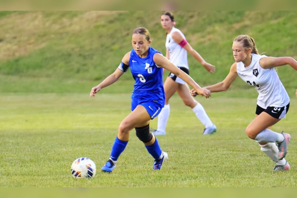 B-U’s four-minute surge sparks commanding 5-0 shutout of Preston