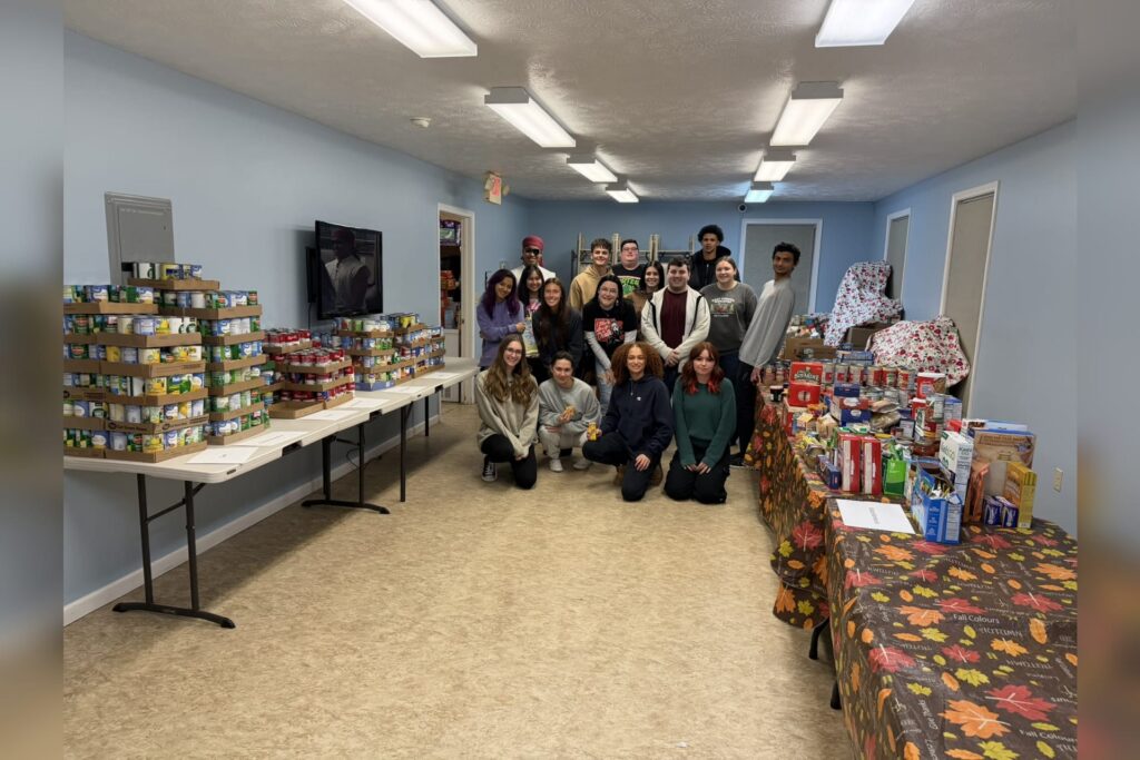 Wesleyan students to collect food for Upshur Parish House Oct. 31