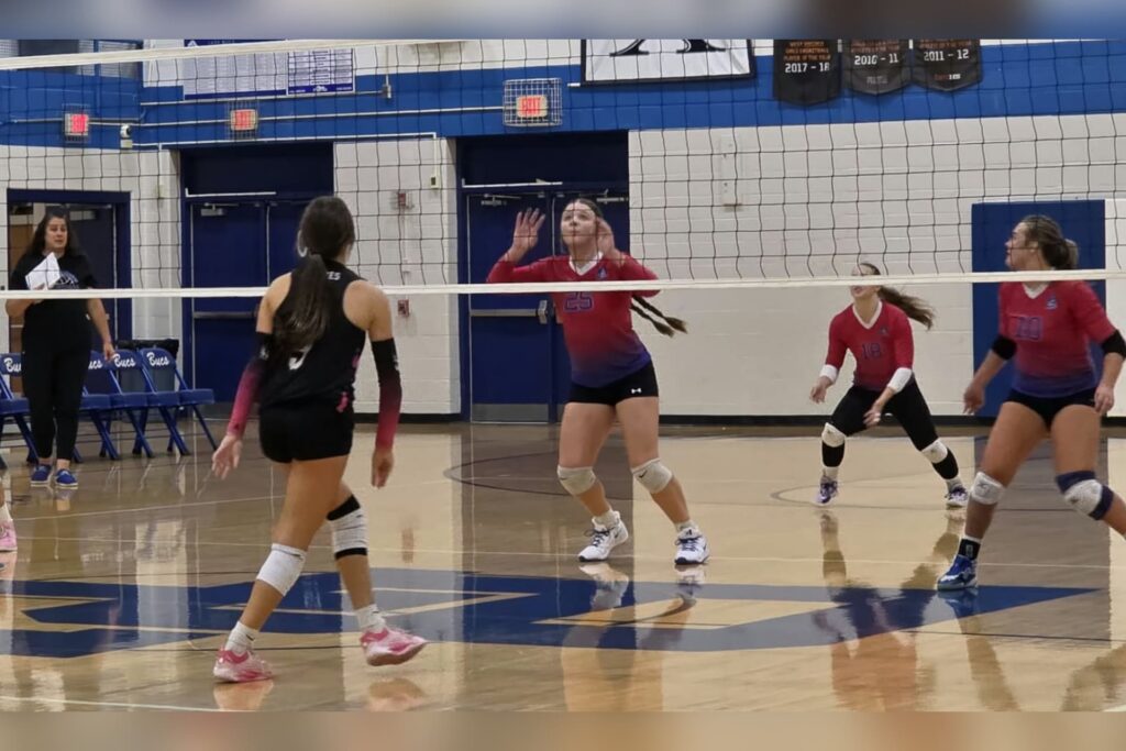 Volleyball Lady Bucs roll past North Marion in final home match, 3-0